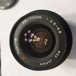 TOKINA 35 mm - 70 mm Lense